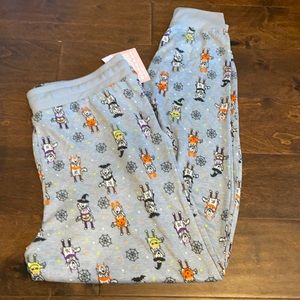 Jaclyn smith pajama pants Halloween Sz L
